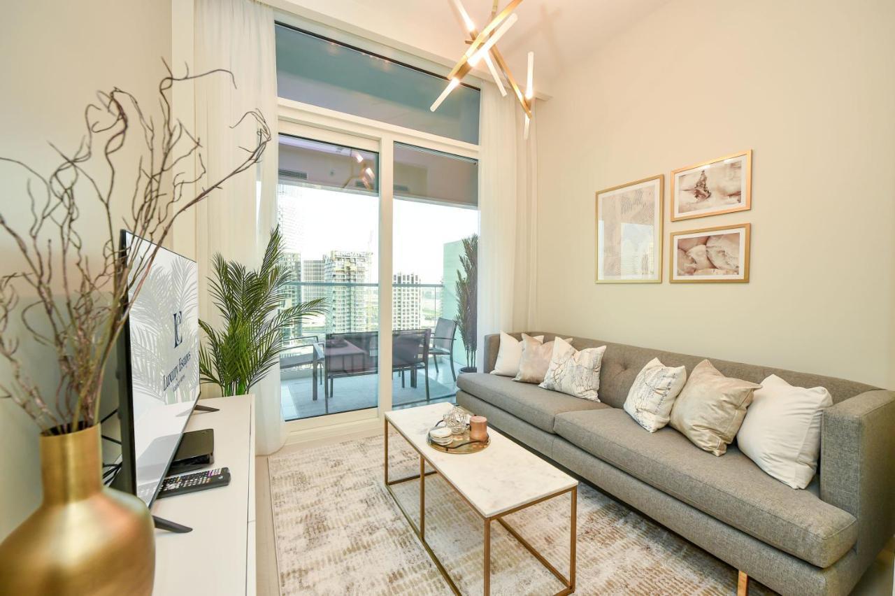 Brand New Reva Residence 1 Bedrooms Apts - Business Bay Дубай Екстер'єр фото